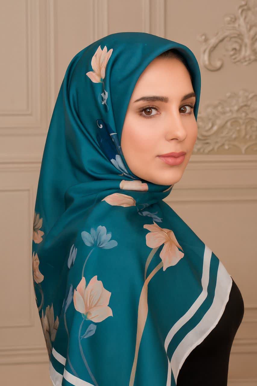 روسری طرح «نیلگون»